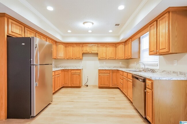 Building Photo - 101 Red Oak Dr