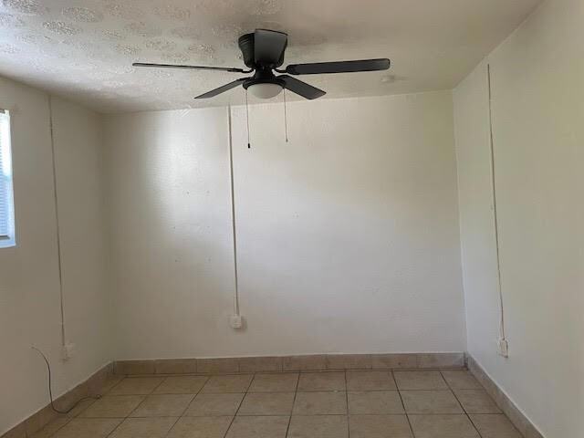 Building Photo - 1916 Claire Ave