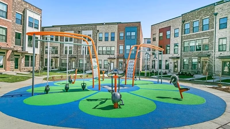 Building Photo - 2820 Arts Vista Blvd