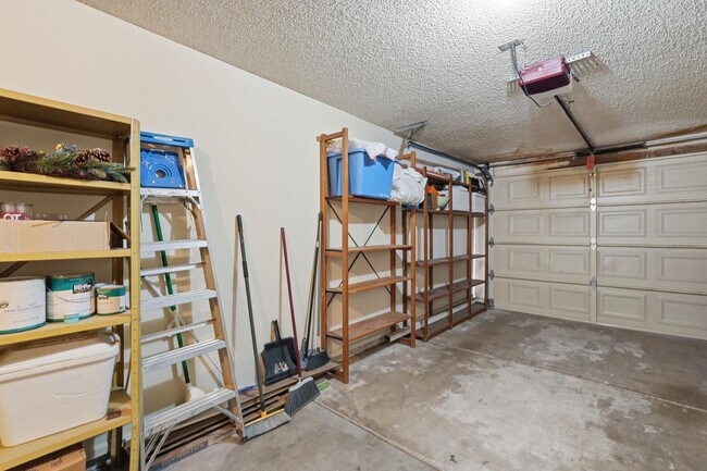 Building Photo - 2929 E Broadway Rd