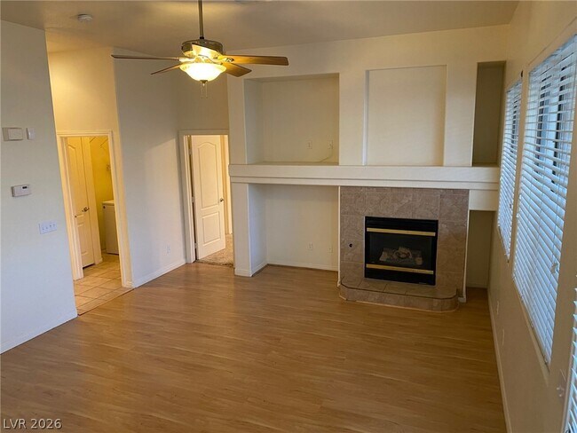 Building Photo - 7565 Splashing Rock Dr