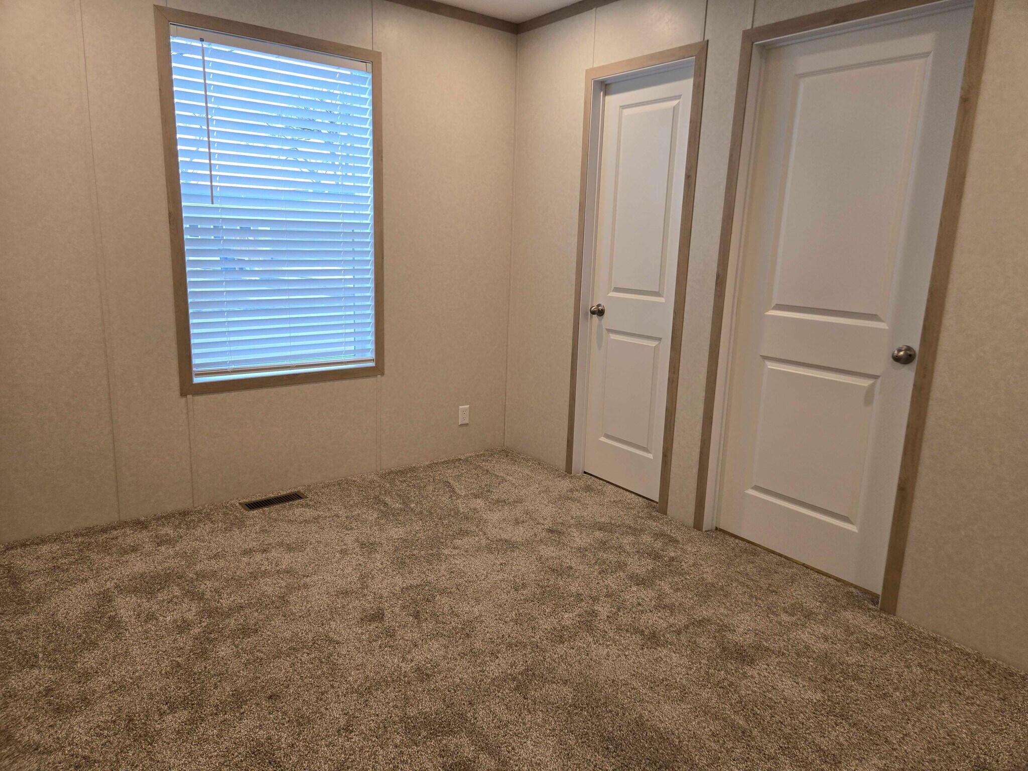 Building Photo - 3510 N 9th St