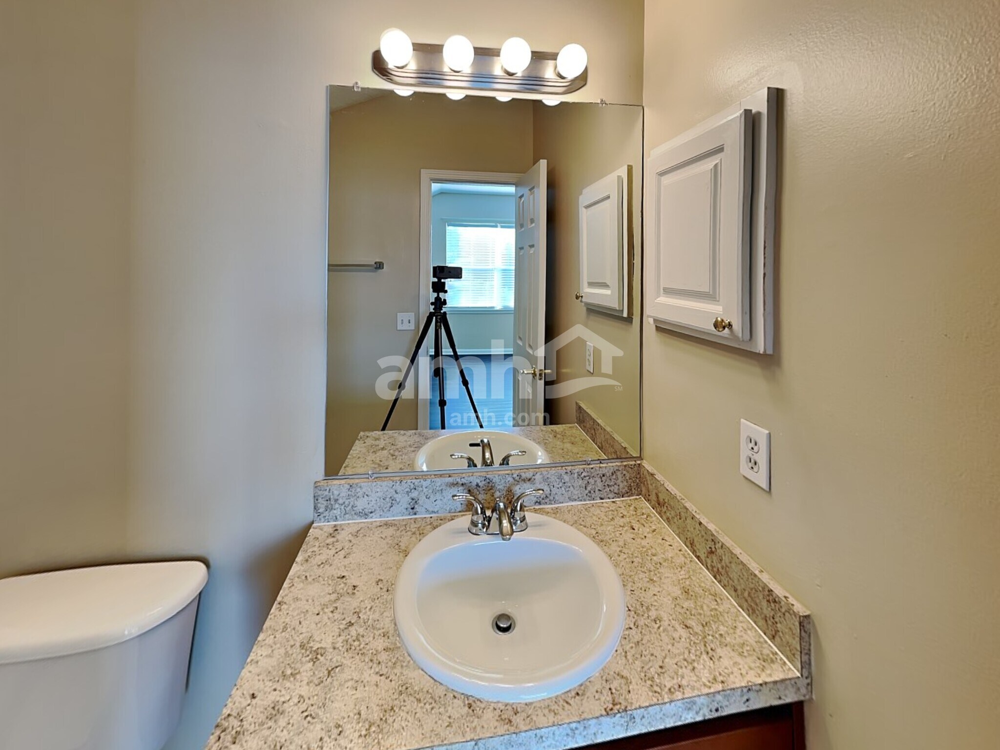 Building Photo - 1690 Rustling Dr