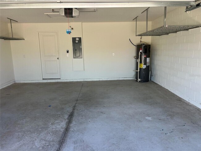 Building Photo - 3838 Whitetail Ct