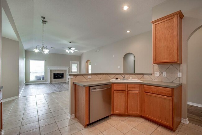 Building Photo - 20214 Sunset Ranch Dr