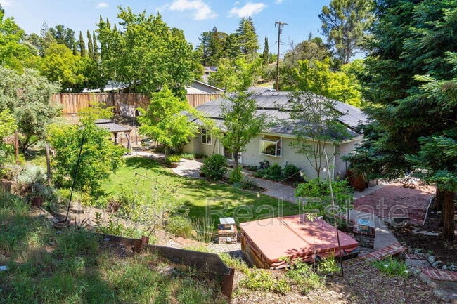 Building Photo - 1413 Goleta Ct
