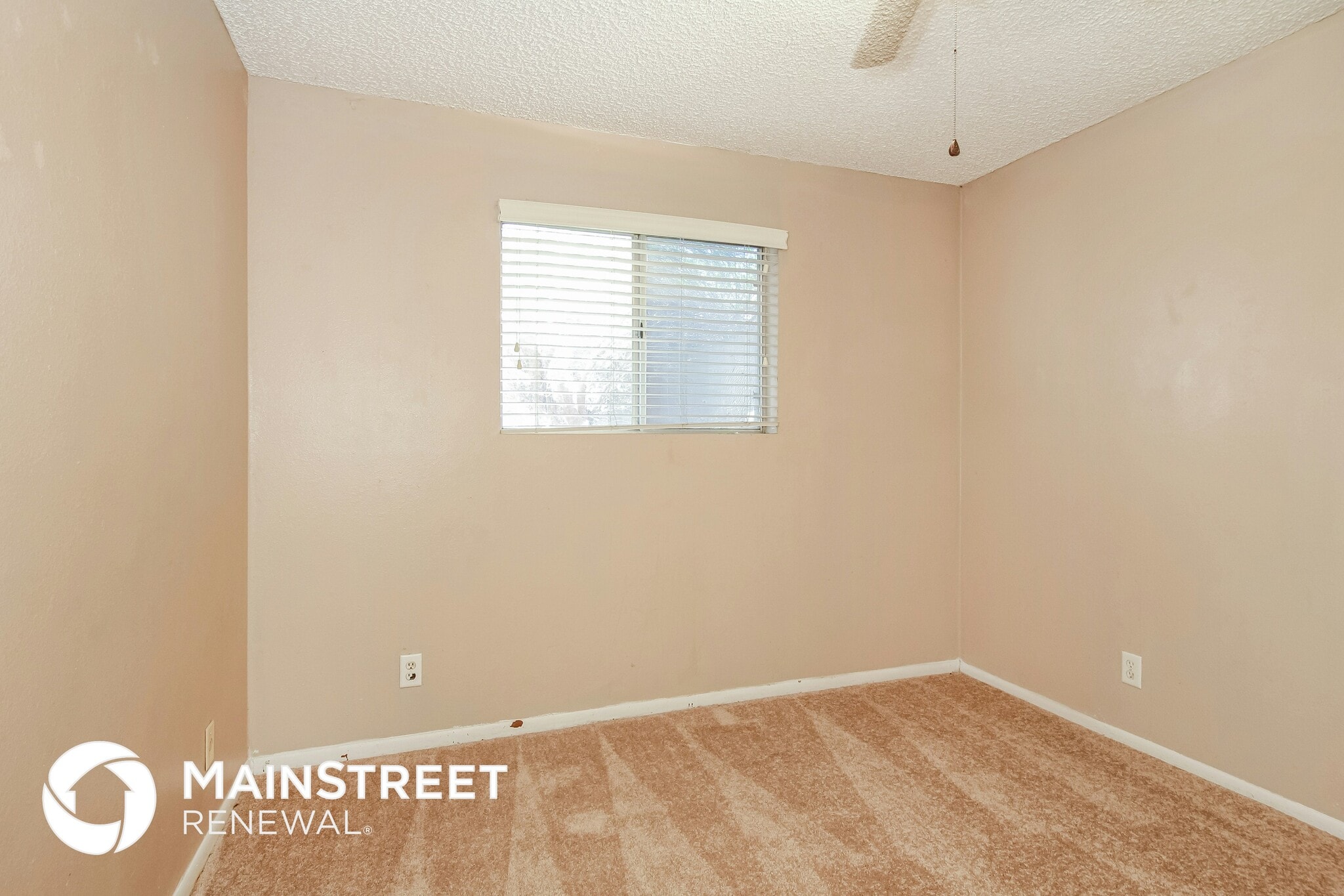 Building Photo - 3907 W Kaler Dr