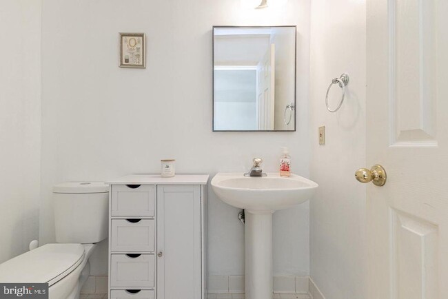 Building Photo - 13561 Filly Ct