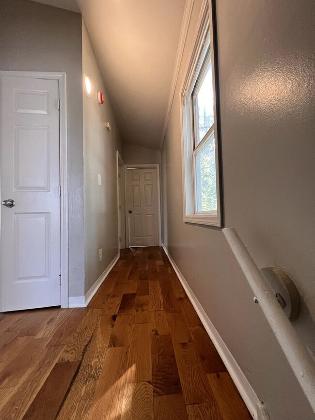 Building Photo - 2820 Divinity Ln