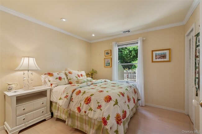 Building Photo - 35 Halsey Rd