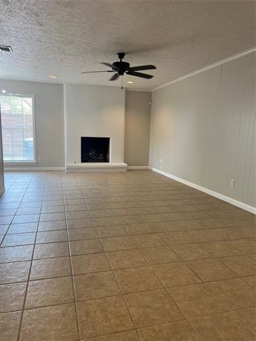 Building Photo - 9003 Villa Park Cir