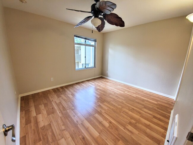 Building Photo - Upgraded 1 Bedroom 1 Bath with Balcony in ...