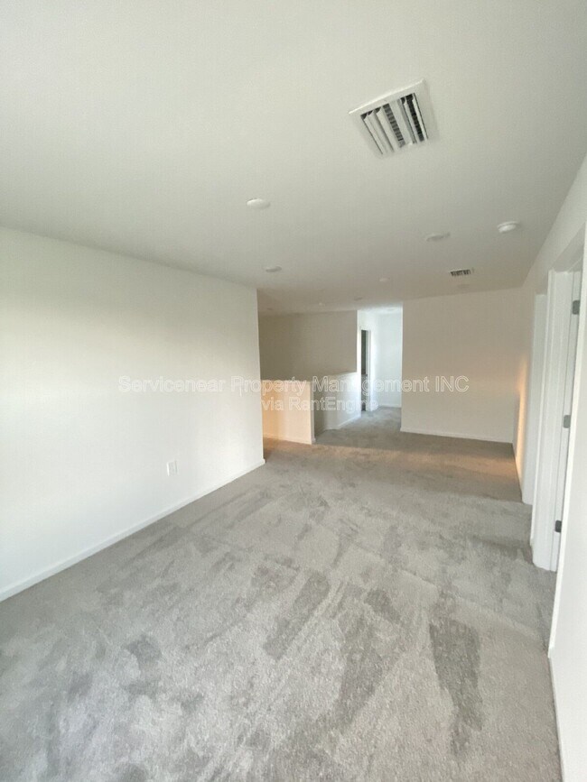 Building Photo - 6136 Baywood Ct