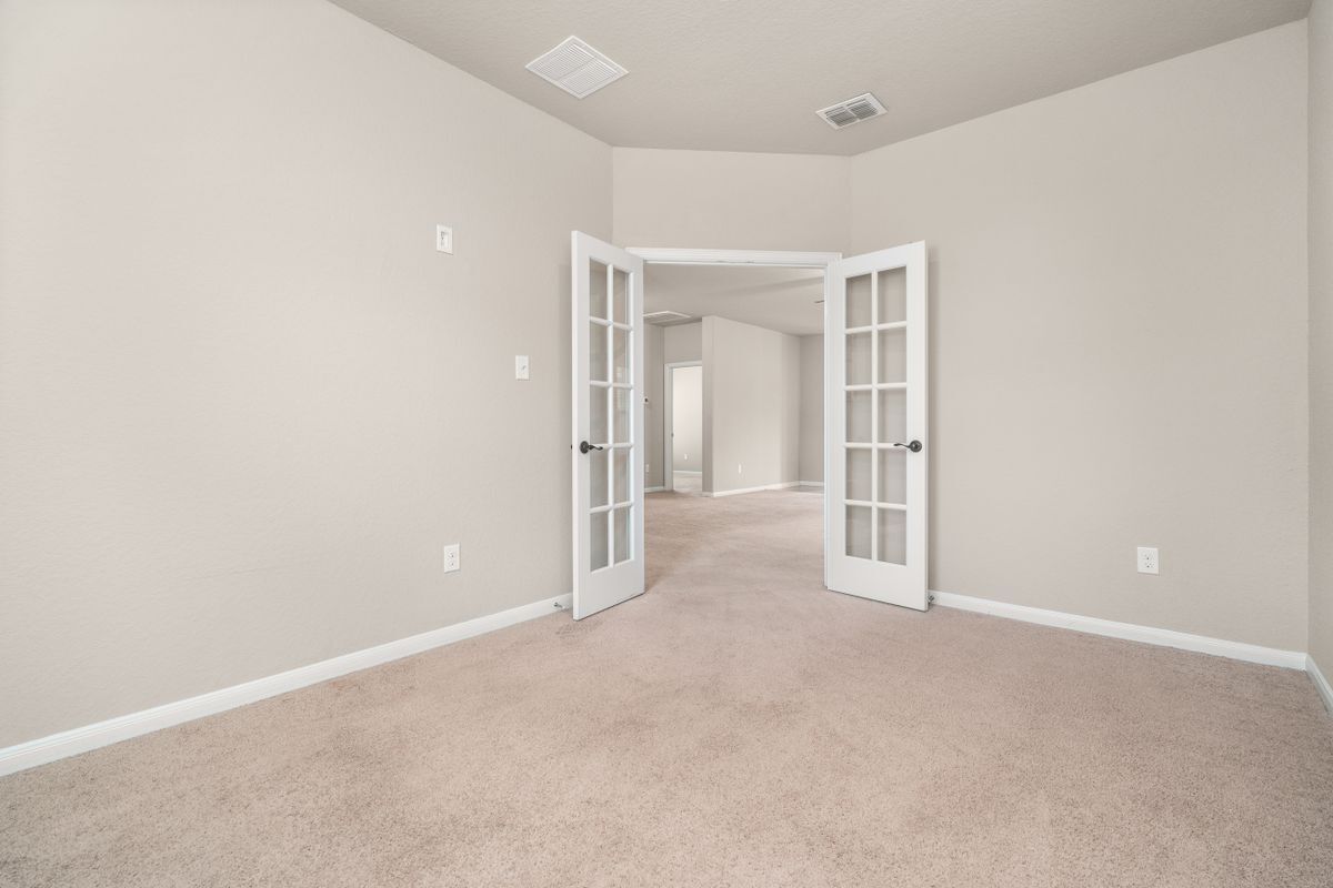 Building Photo - 7911 Deepwell Dr