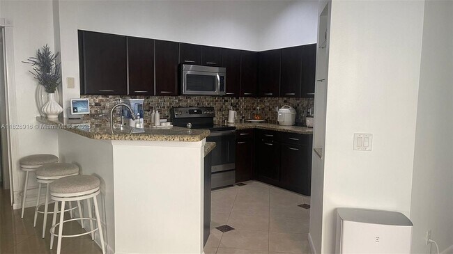 Building Photo - 1425 Mira Vista Cir