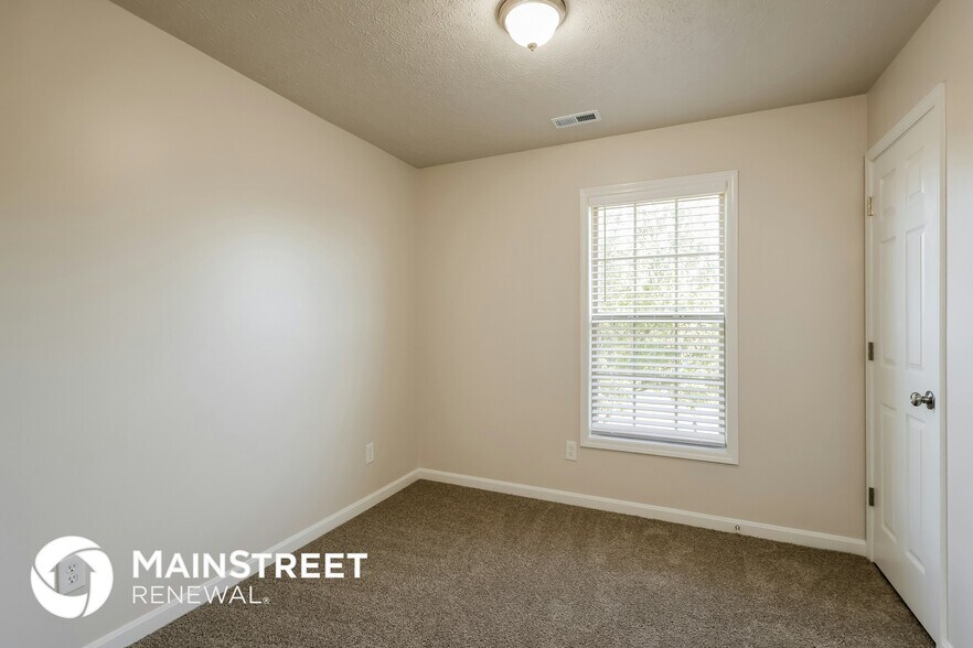 Building Photo - 9002 Crooked Arrow Ct