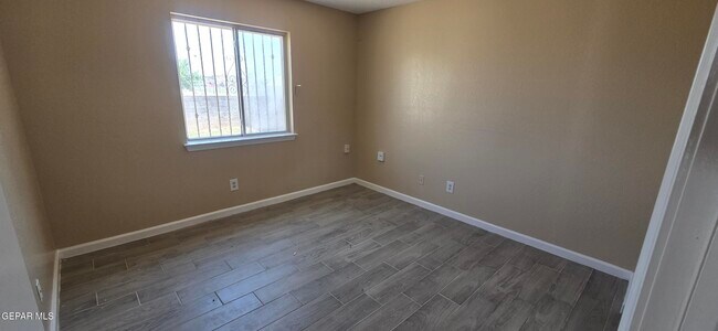 Building Photo - 11559 Tony Ponce Dr