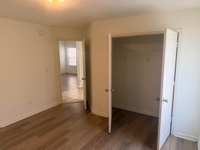 Building Photo - 2593 Rockaway Pl