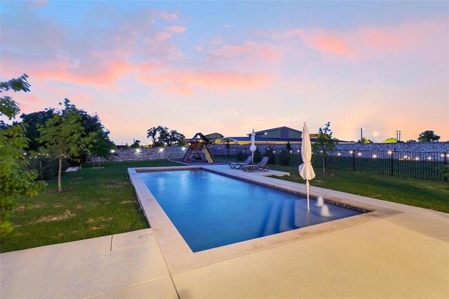 Building Photo - 702 Tomichi Trl