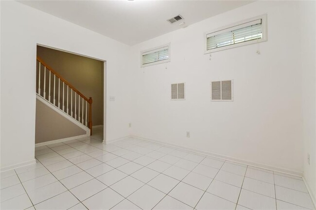 Building Photo - 1783 Highlands View Dr