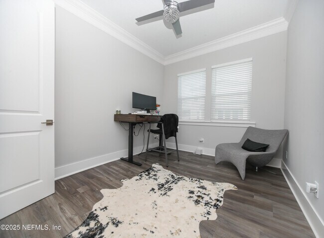 Building Photo - 151 Hillendale Cir