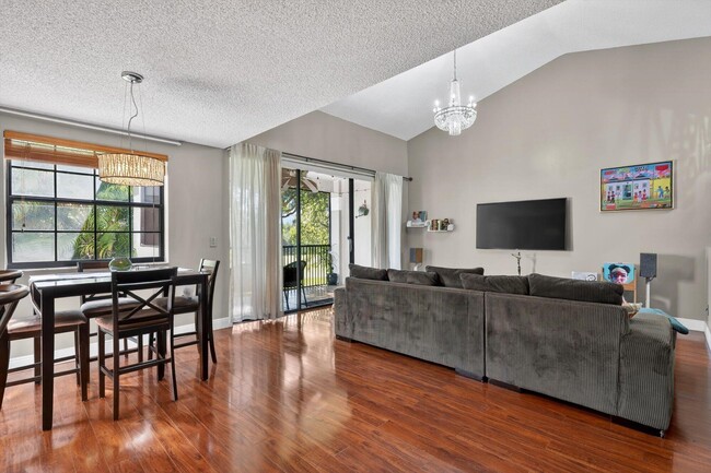 Building Photo - 301 SW 158th Terrace