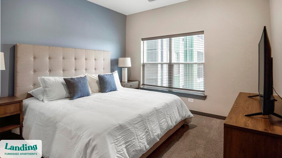 Building Photo - 645 N Front St