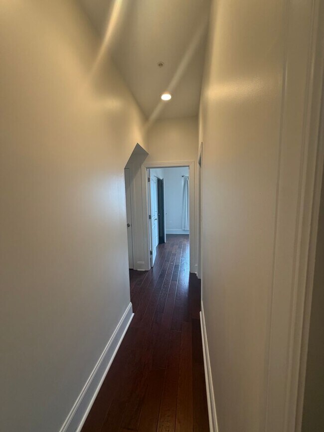 Building Photo - Luxury 3 Bedroom Condo in the Heart of Lawrenceville