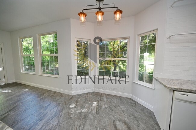 Building Photo - 21678 Eastmere Ln