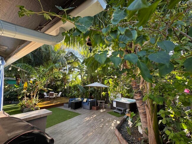 Building Photo - 1605 N N St