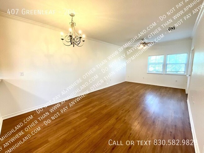 Building Photo - 407 Greenleaf-204