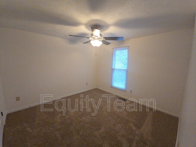 Building Photo - 9178 Fields Dr