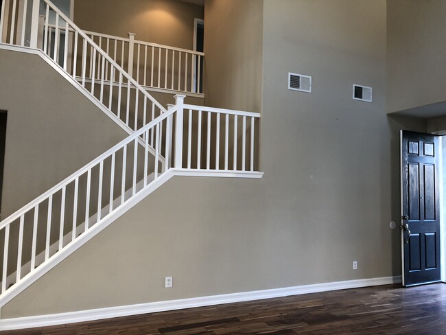 Building Photo - 554 Watercourse Ln