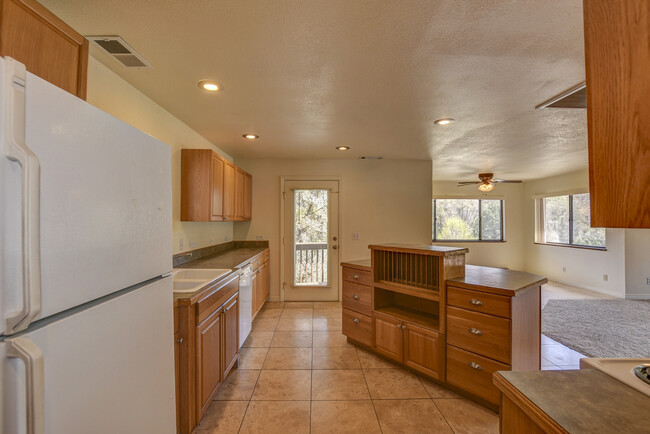 Building Photo - Beautiful home in Yavapai Hills!