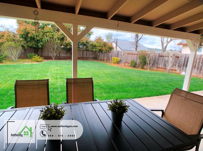 Building Photo - 5826 Beaumont Dr