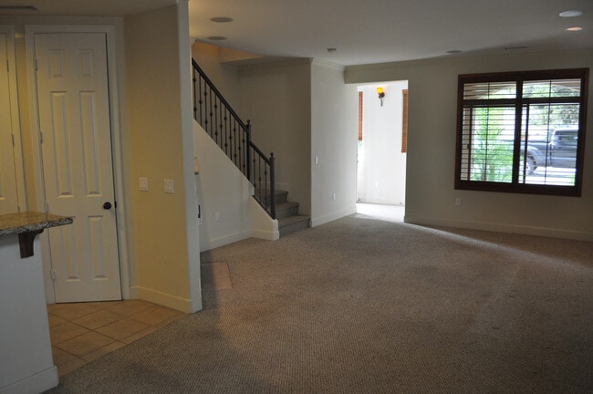 Building Photo - 4083 Morrell St