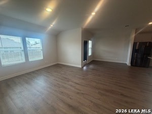Building Photo - 1433 Redwood Crk