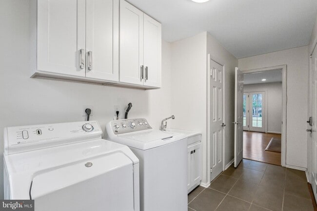 Building Photo - 9312 Sprinklewood Ln