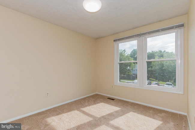 Building Photo - 9239 Redbridge Ct