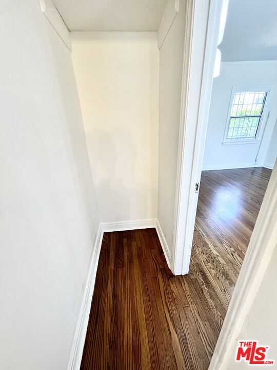 Building Photo - 1268 S Highland Ave