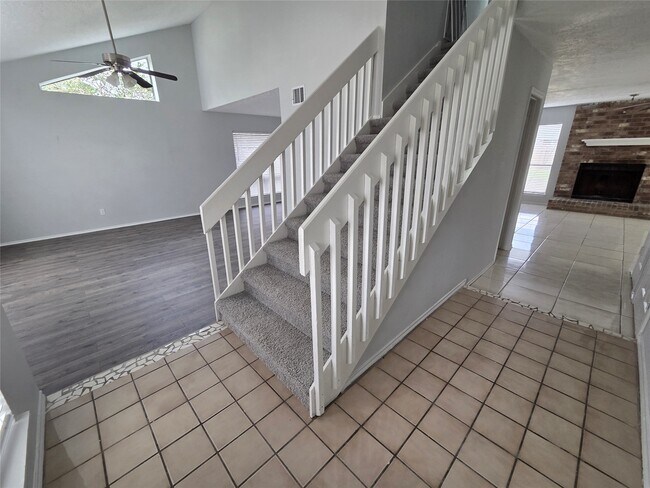 Building Photo - 1454 Plumwood Dr