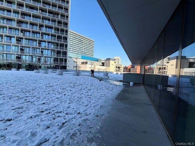 Building Photo - 131-02B 40th Rd