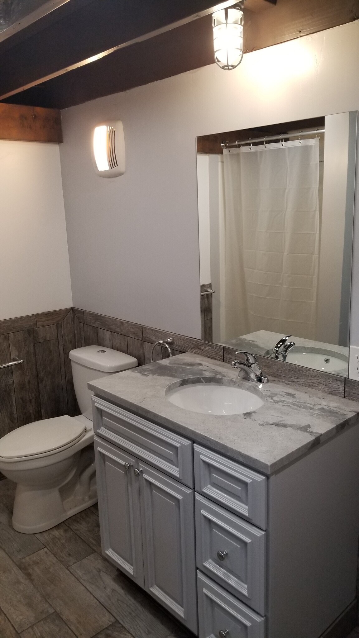 Building Photo - 75 Buckwheat Ave