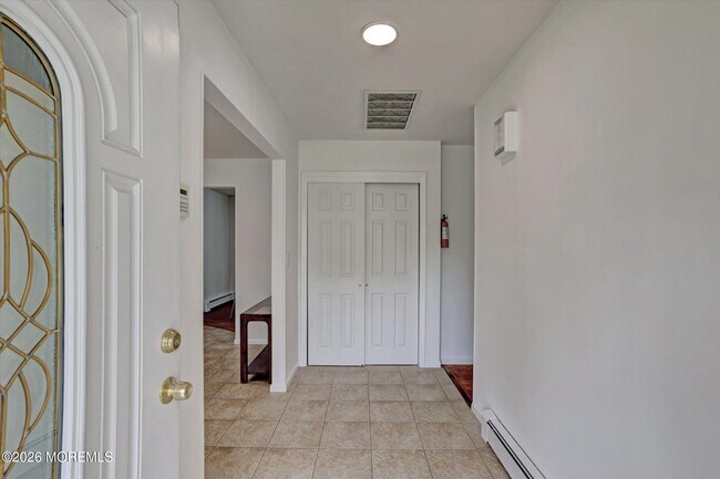 Building Photo - 125 Beechwood Ave