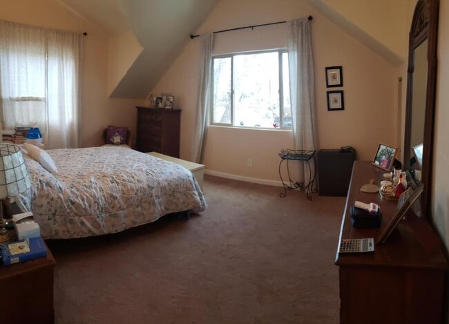 Building Photo - 1885 Upland Ave