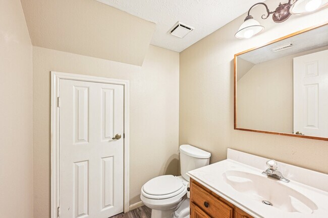 Building Photo - 10410 Springland Ct