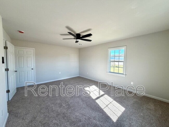 Building Photo - 543 N Ridgeway St