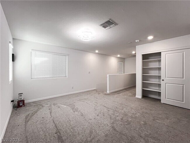 Building Photo - 5724 Avondale Rise Wy