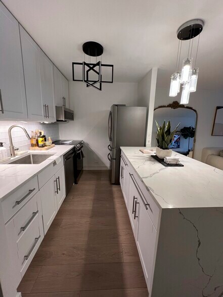 Building Photo - 535 N Michigan Ave