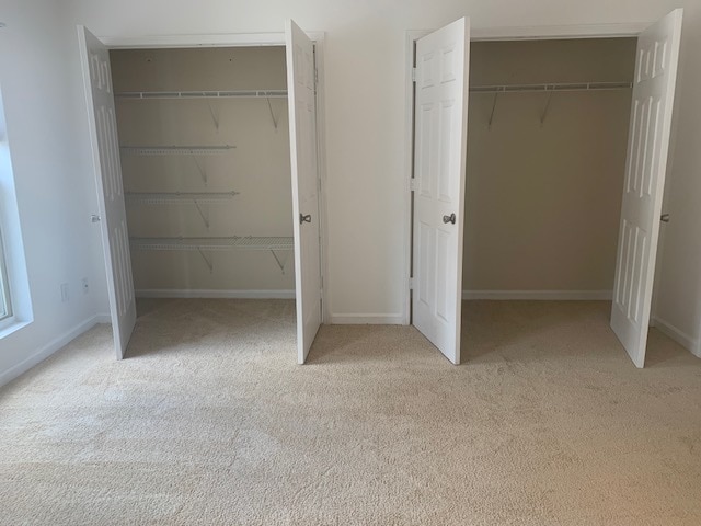 Building Photo - 225 Winding River Dr